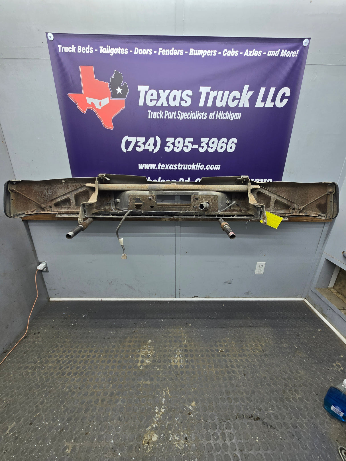 2007-2010 Chevrolet Silverado / GMC Sierra 1500 Rear Bumper