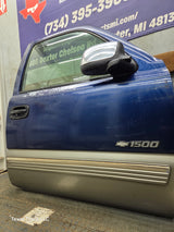 1999-2006 Chevrolet Silverado / GMC Sierra 1500 2500 3500 HD Front Passenger side Door RH