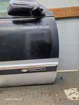 1988-2000 Chevrolet Silverado Suburban GMC Sierra RH Front Passenger Door