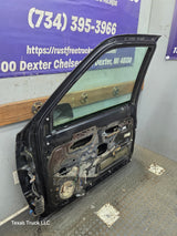 1988-2000 Chevrolet Silverado Suburban GMC Sierra RH Front Passenger Door