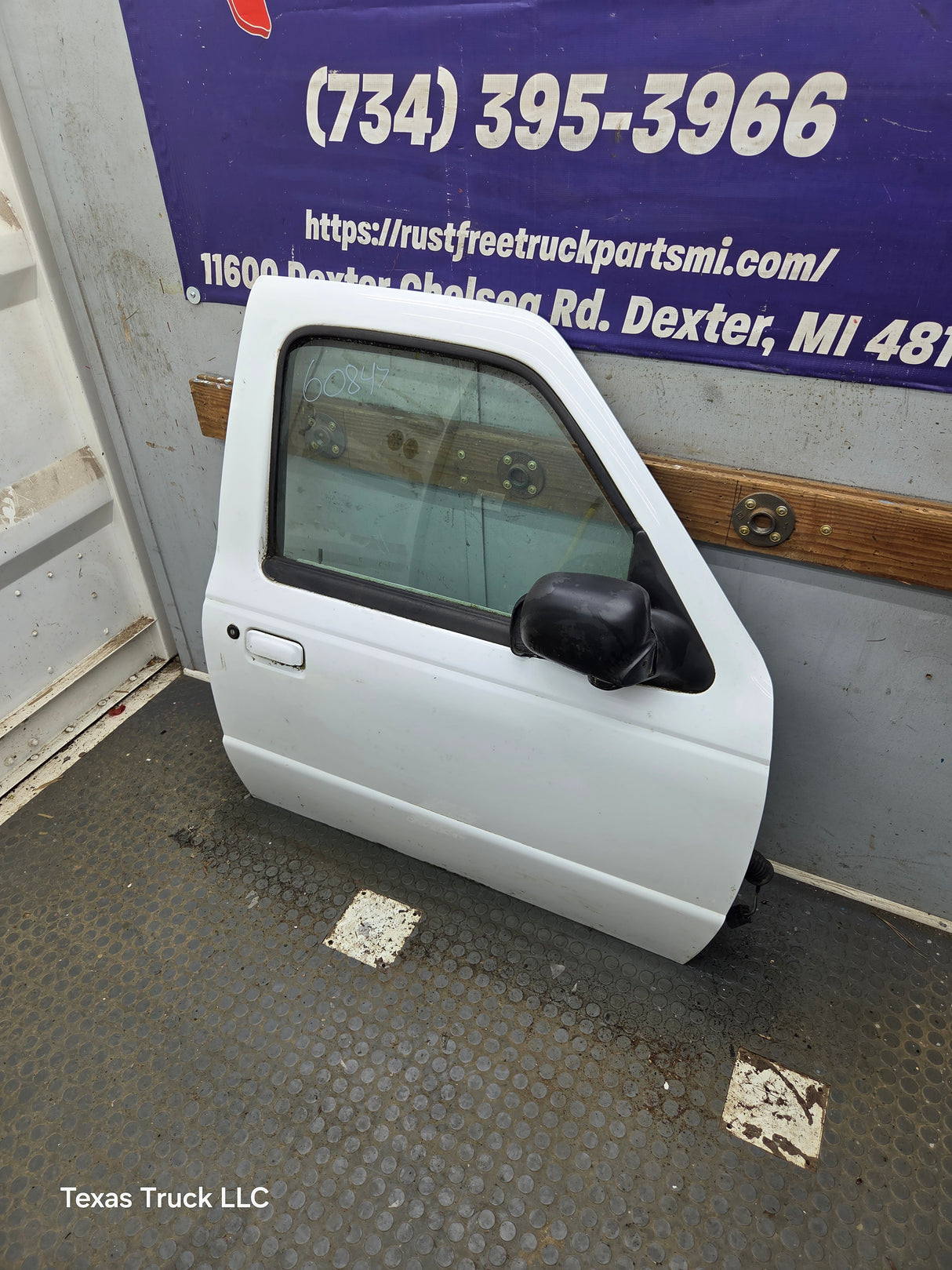 1993-2002 Ford Ranger Passenger Side Front Right Hand Door