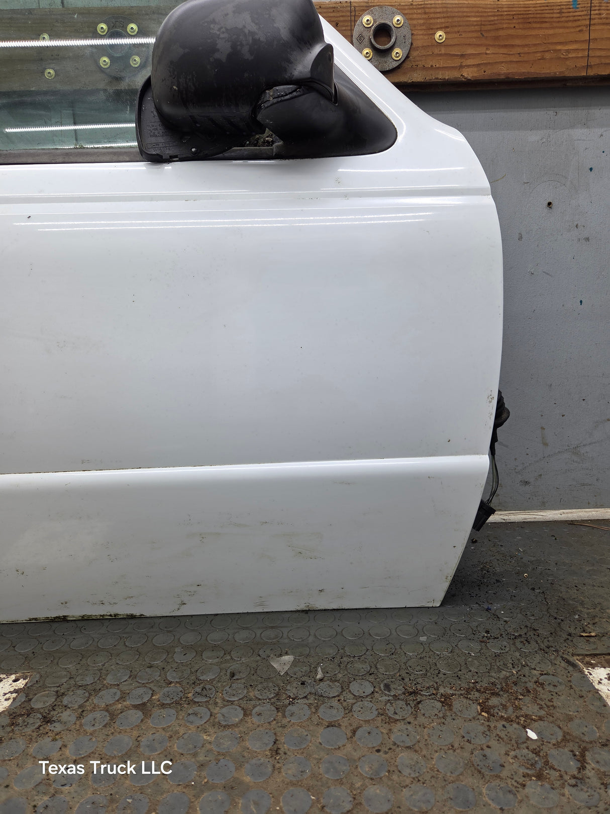 1993-2002 Ford Ranger Passenger Side Front Right Hand Door