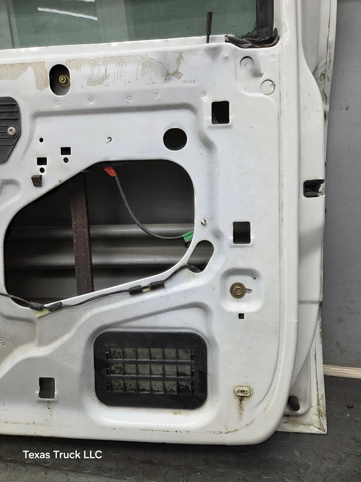 1993-2002 Ford Ranger Passenger Side Front Right Hand Door