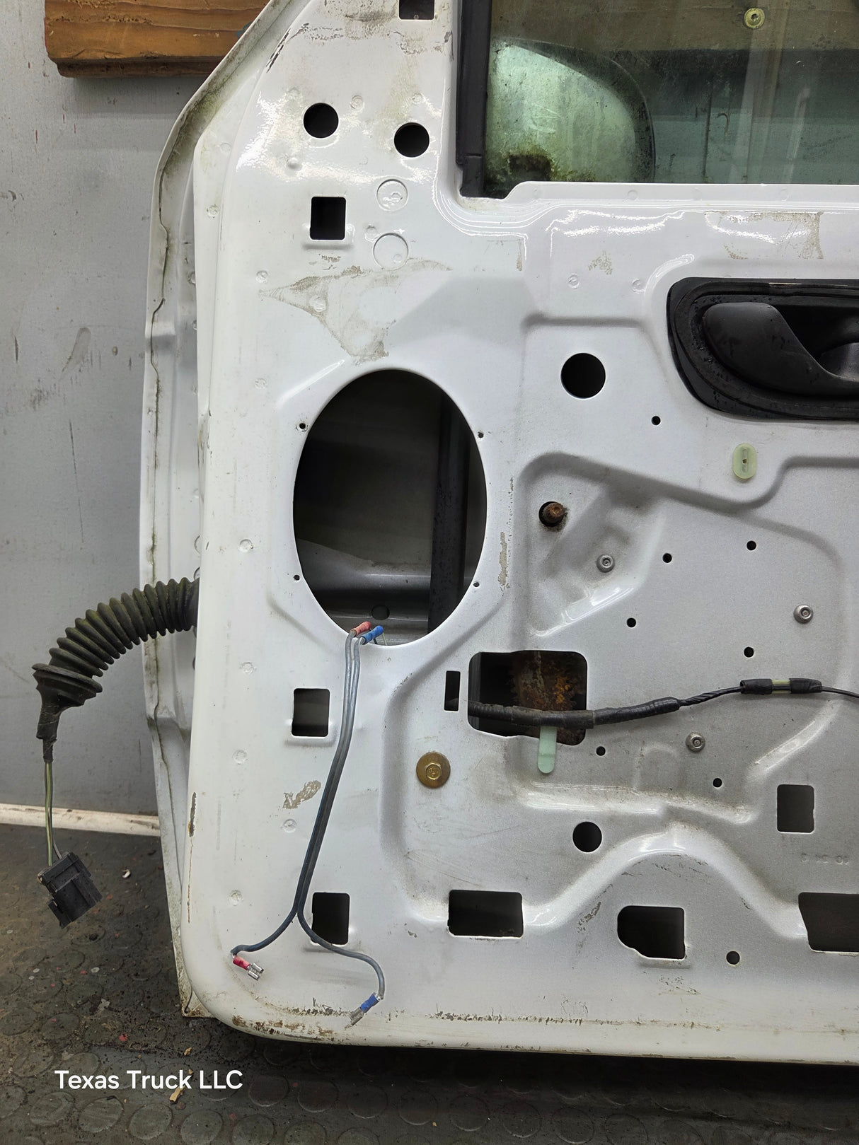 1993-2002 Ford Ranger Passenger Side Front Right Hand Door