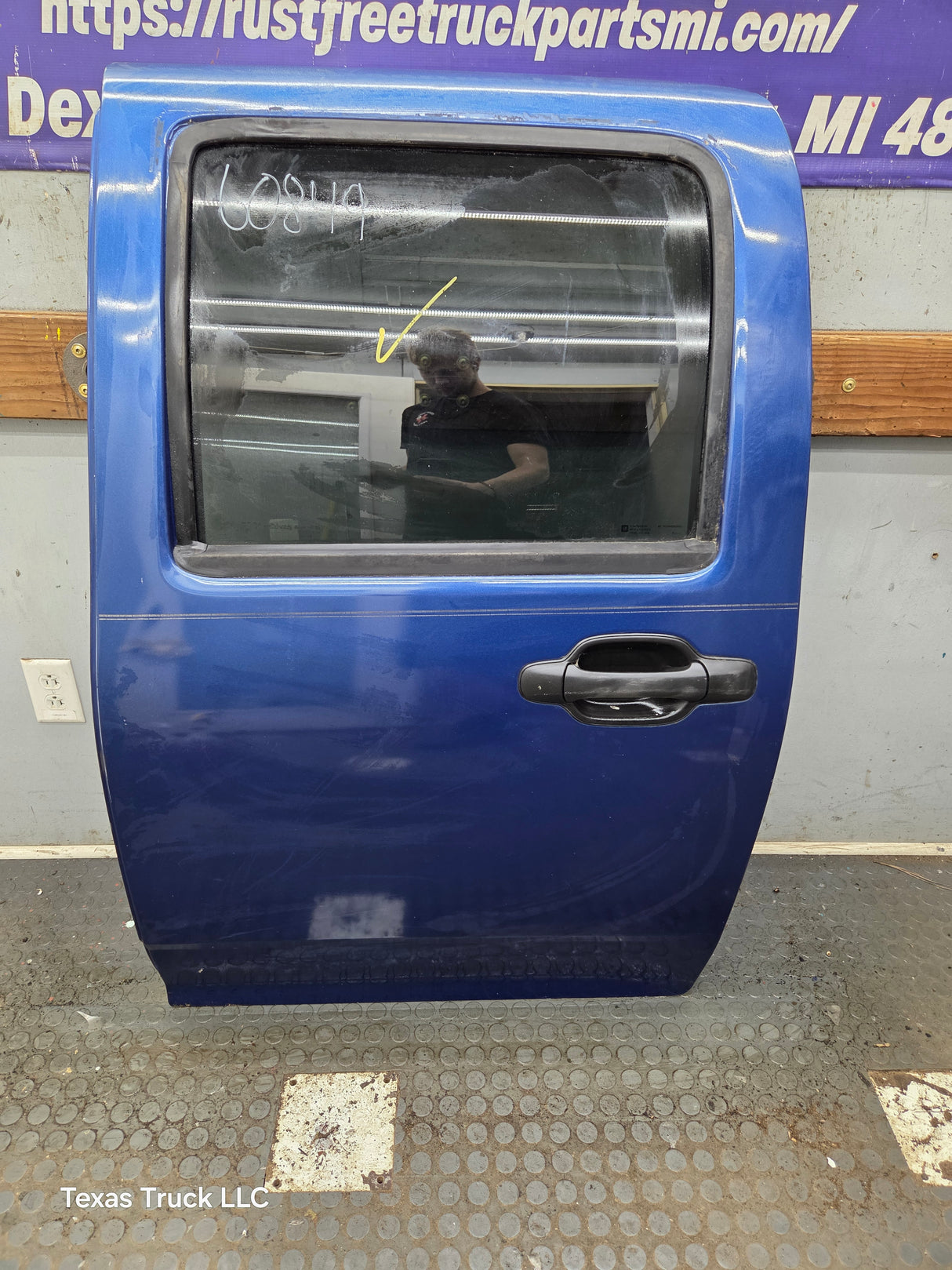 2004-2012 Chevrolet Colorado / GMC Canyon Passenger Side Rear Crew Cab Door RH