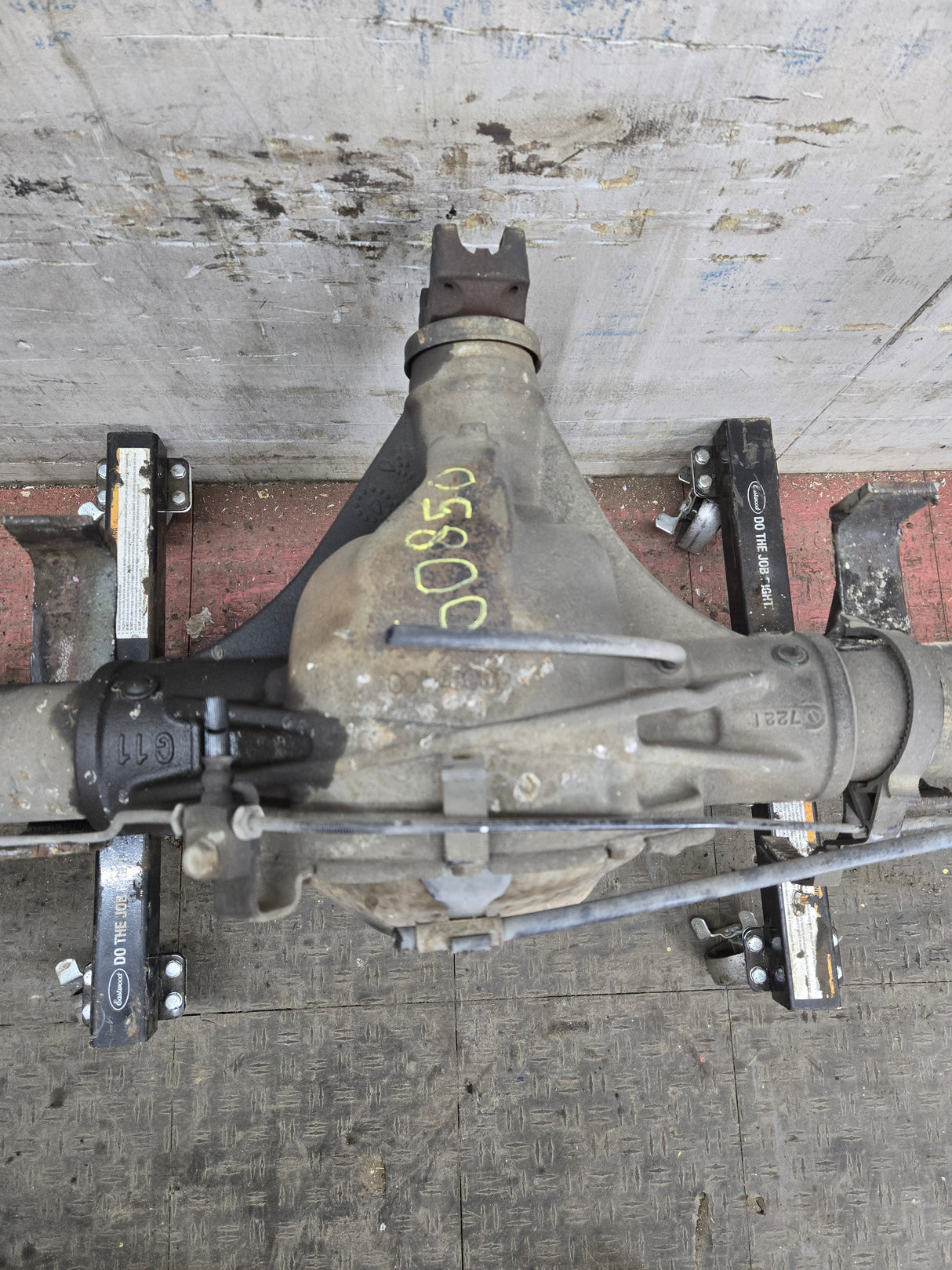 2007-2008 Chevrolet Silverado GMC Sierra 1500 Rear Axle 3.23 Gear Ratio GU5 8.6" Ring Gear