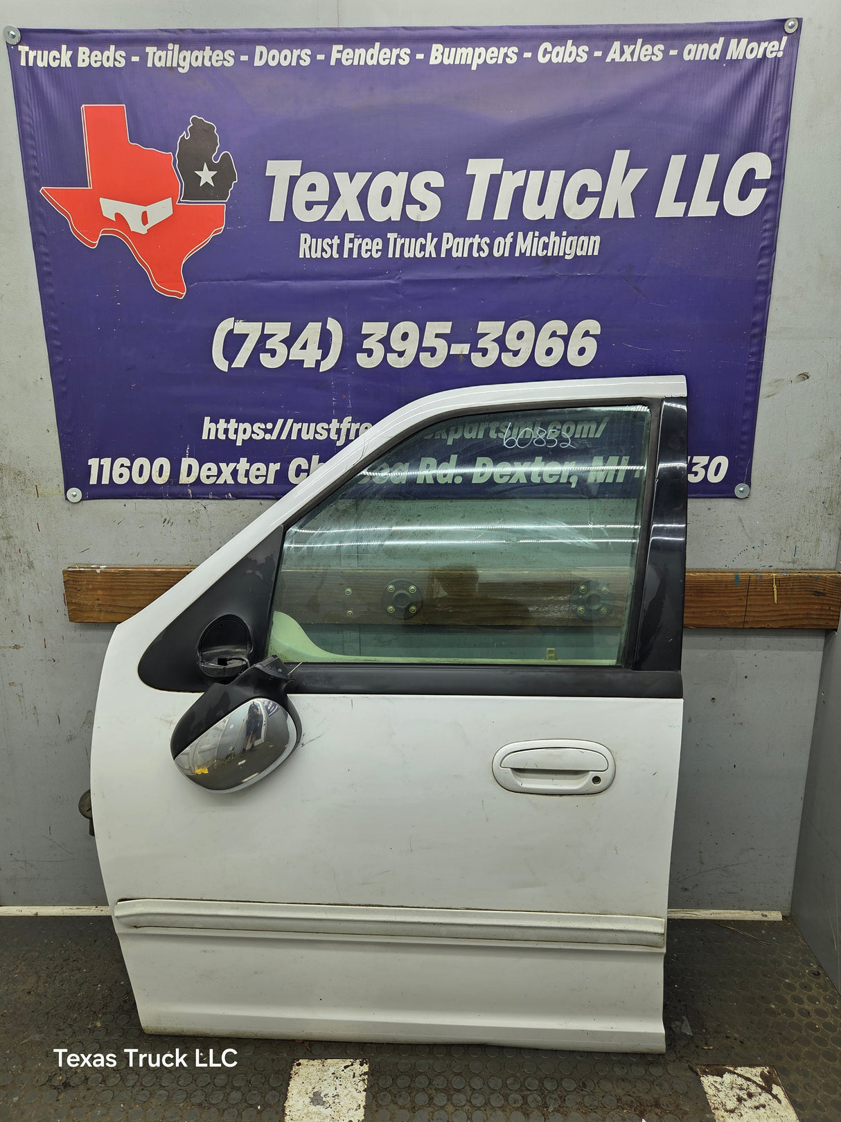 1997-2003 Ford F150 Crew Cab Driver Side LH Front Door