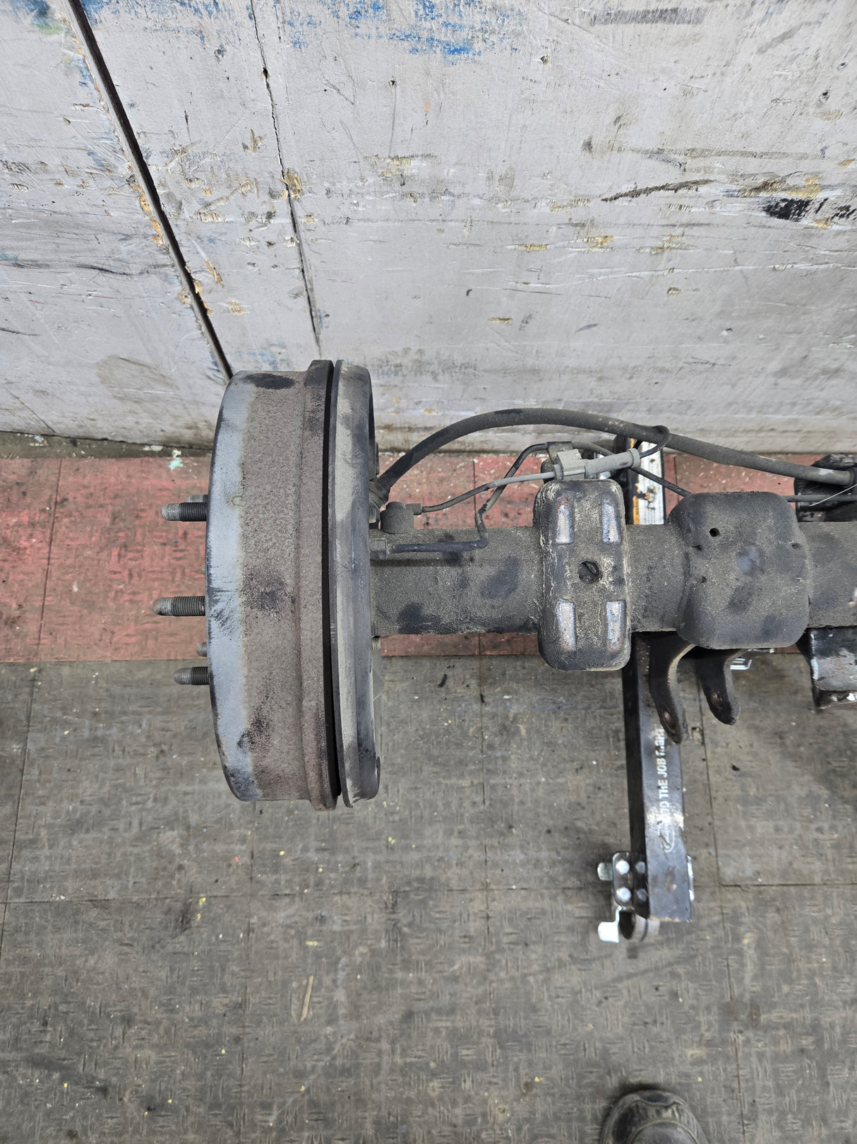 2009-2013 Chevrolet Silverado GMC Sierra 1500 Rear Axle 8.6" 3.42 Gear Ratio