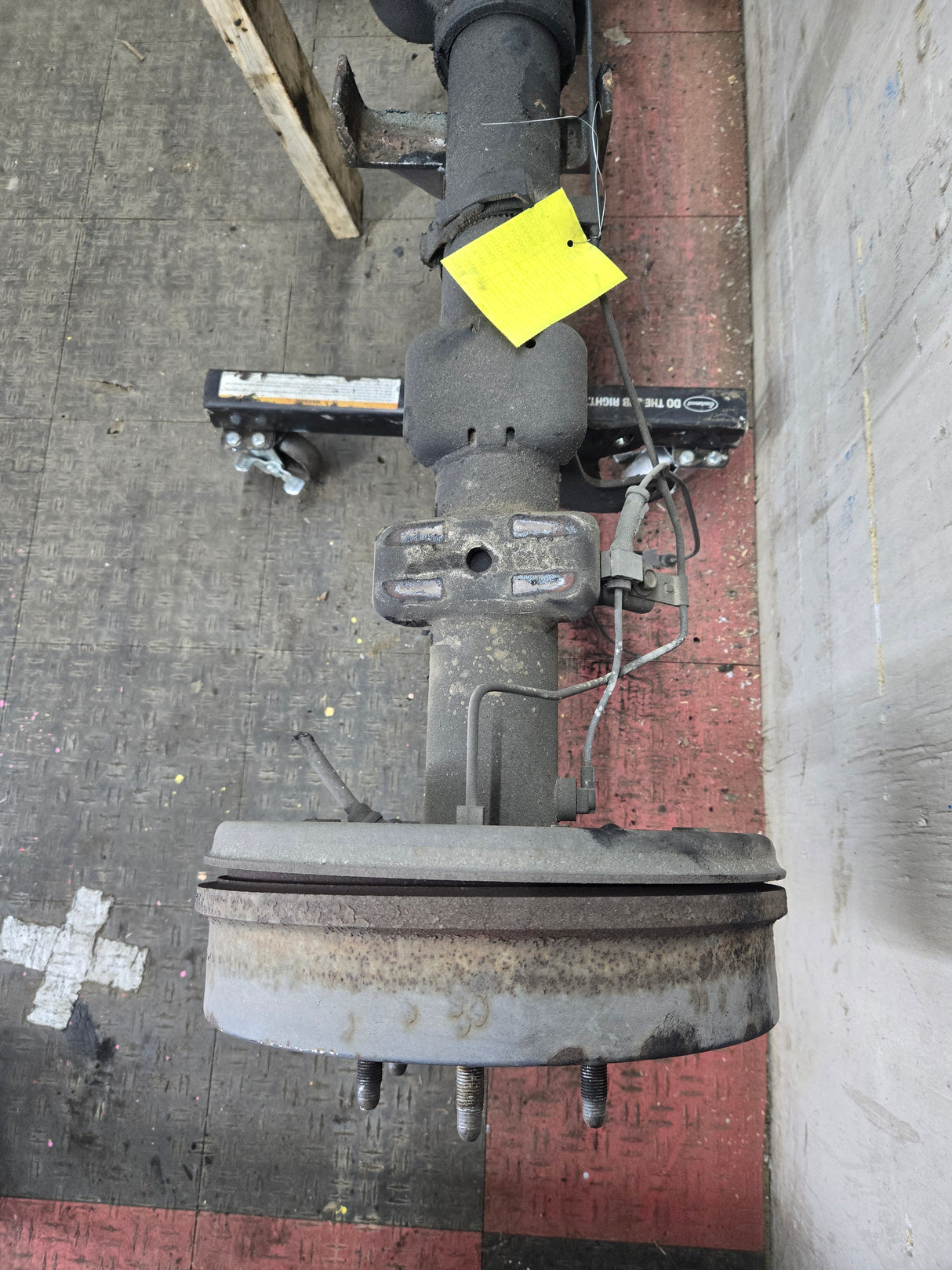 2009-2013 Chevrolet Silverado GMC Sierra 1500 Rear Axle 8.6" 3.42 Gear Ratio