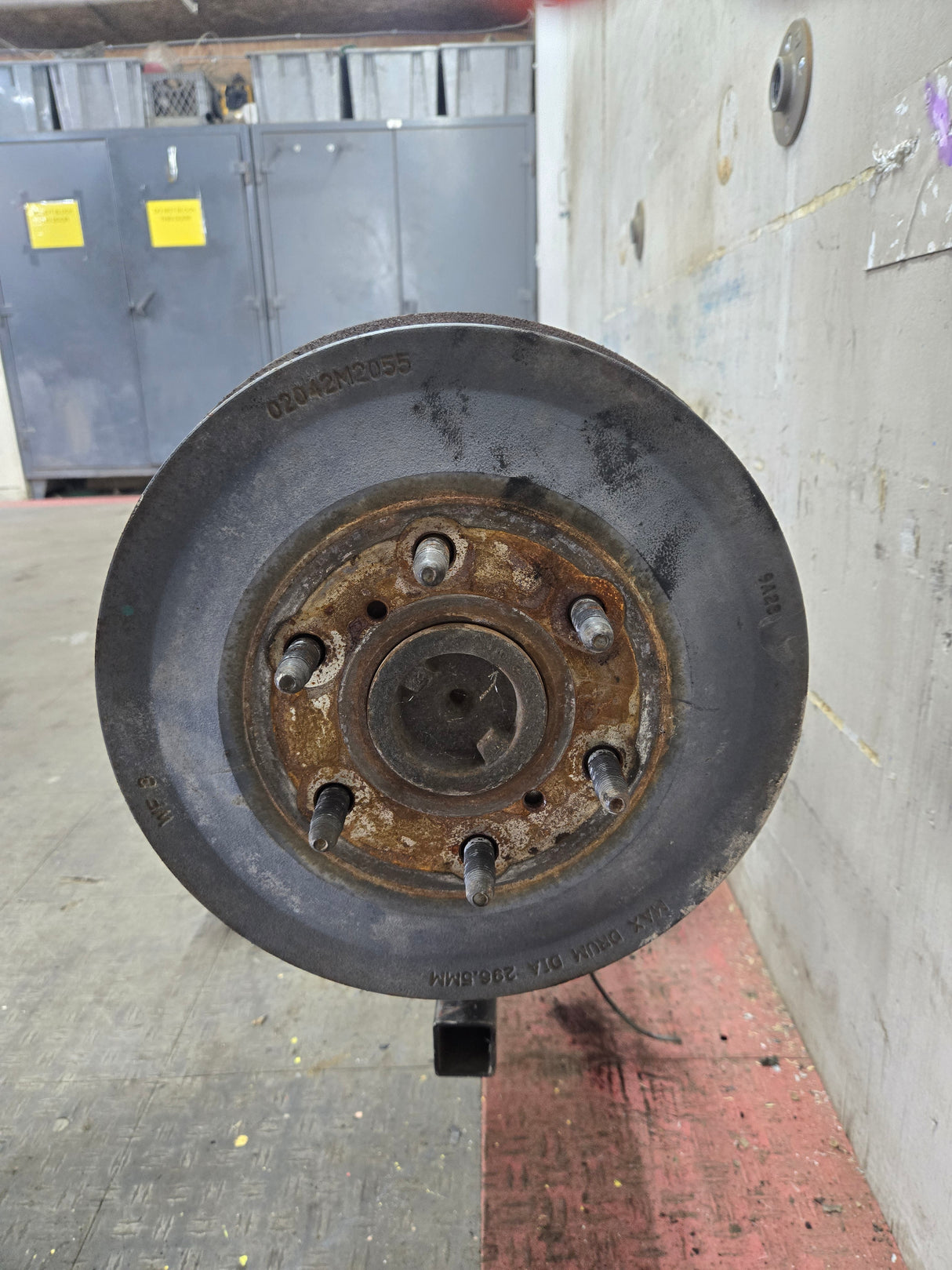 2009-2013 Chevrolet Silverado GMC Sierra 1500 Rear Axle 8.6" 3.42 Gear Ratio