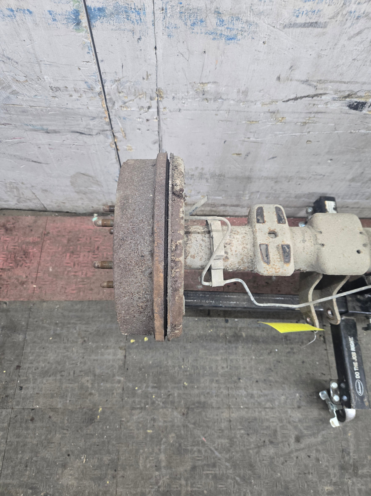 2005-2007 Chevrolet Silverado GMC Sierra 1500 3.23 Rear Axle