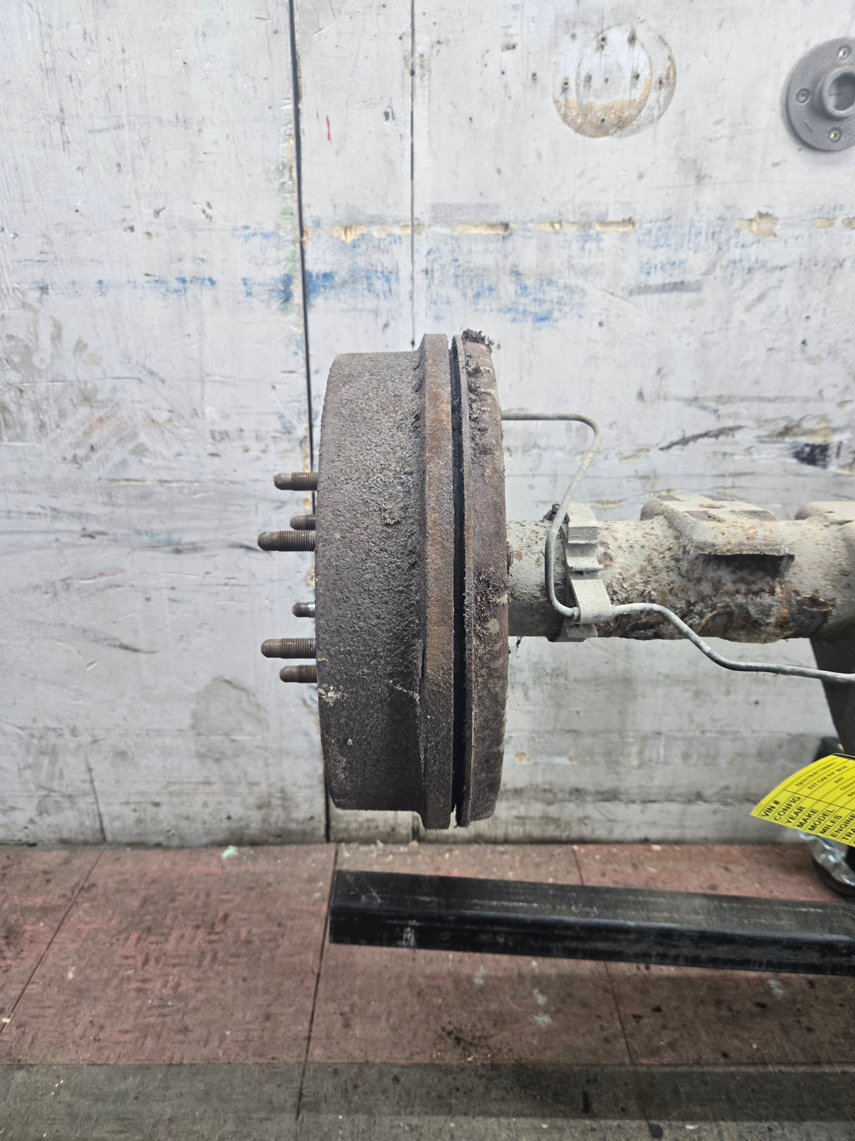 2005-2007 Chevrolet Silverado GMC Sierra 1500 3.23 Rear Axle