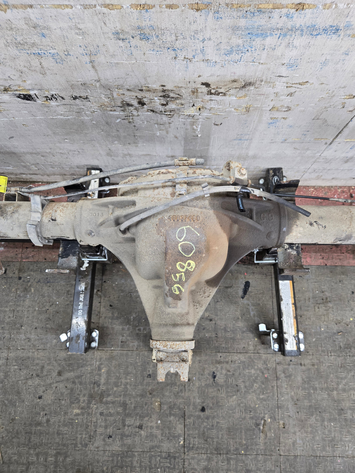2005-2007 Chevrolet Silverado GMC Sierra 1500 3.23 Rear Axle