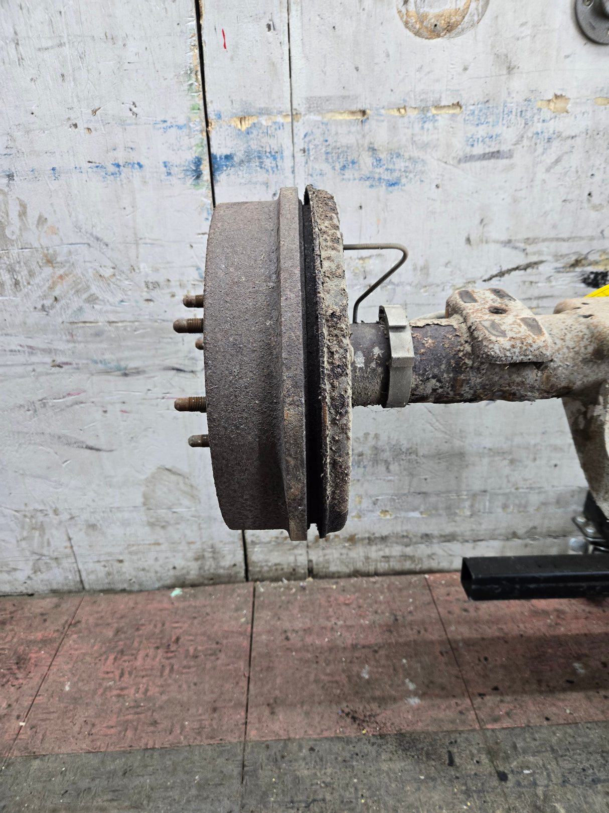 2005-2007 Chevrolet Silverado GMC Sierra 1500 3.23 Rear Axle