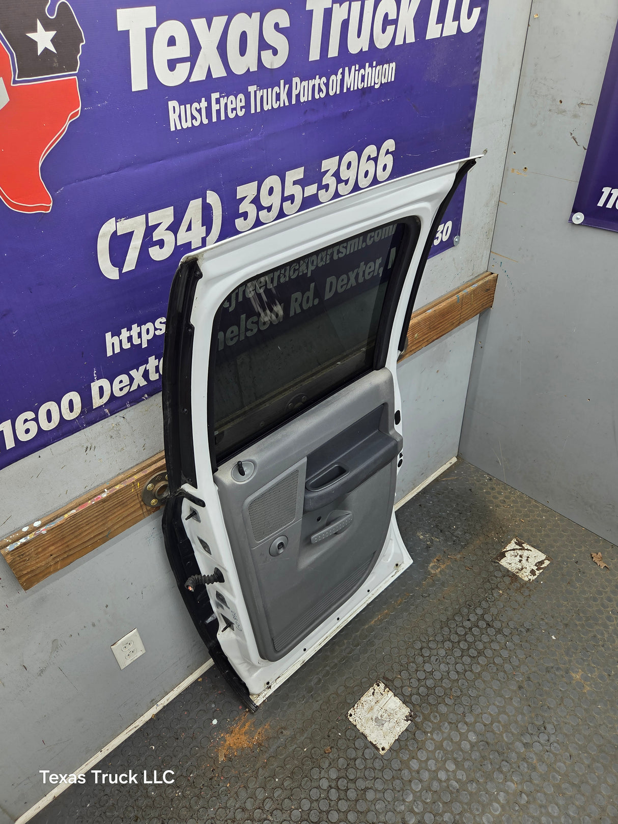 2003-2008 Dodge Ram 3rd Gen RH Passenger Side Rear Quad Cab Door 1500 2500 3500 4500 5500