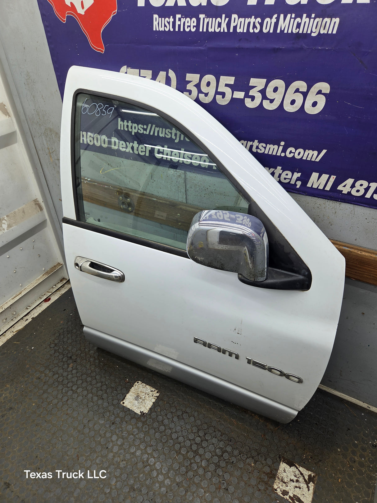 2003-2008 Dodge Ram 3rd Gen Passenger Side Front Quad Cab Crew Cab Door 1500 2500 3500 4500 5500
