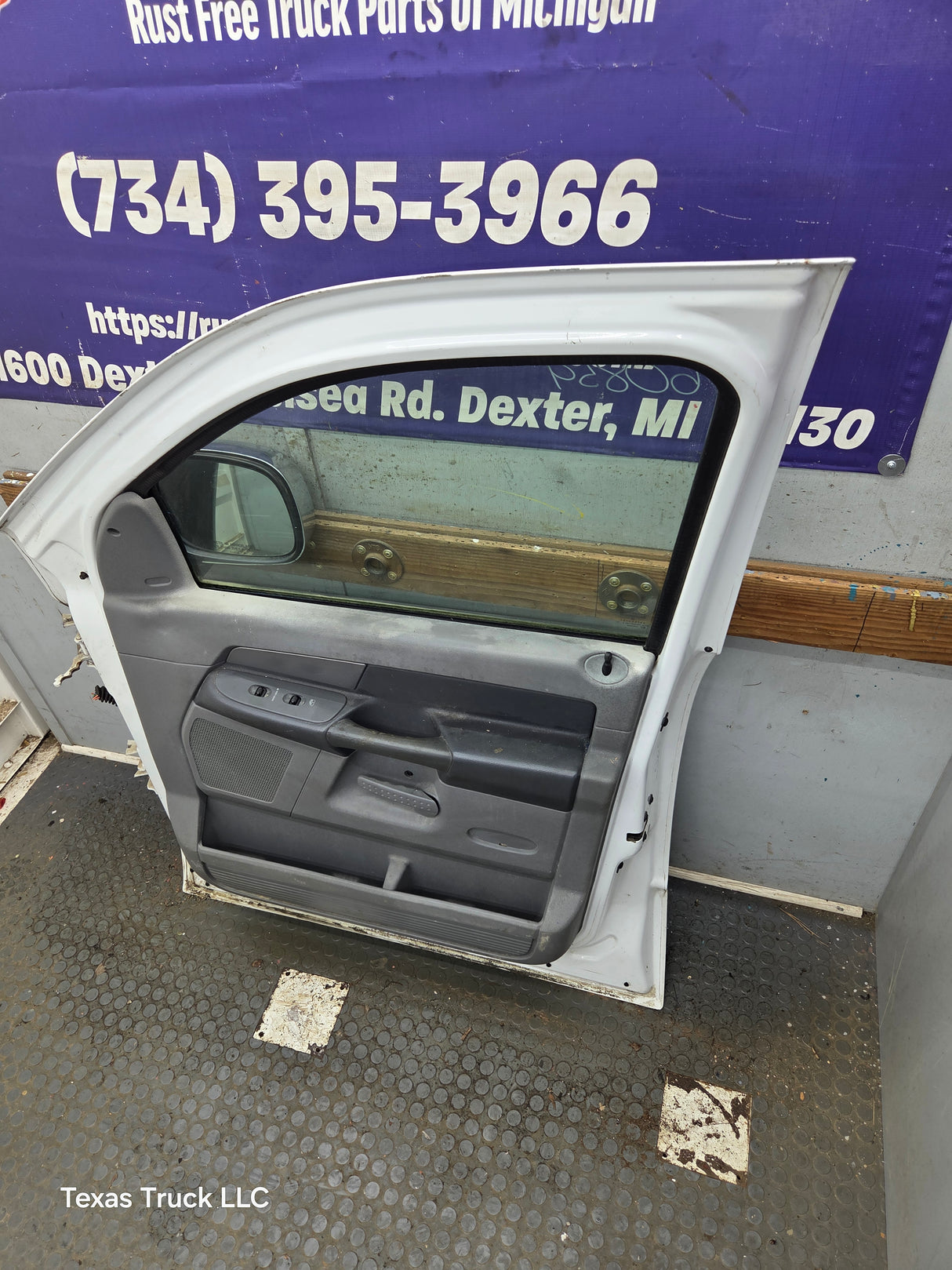 2003-2008 Dodge Ram 3rd Gen Passenger Side Front Quad Cab Crew Cab Door 1500 2500 3500 4500 5500