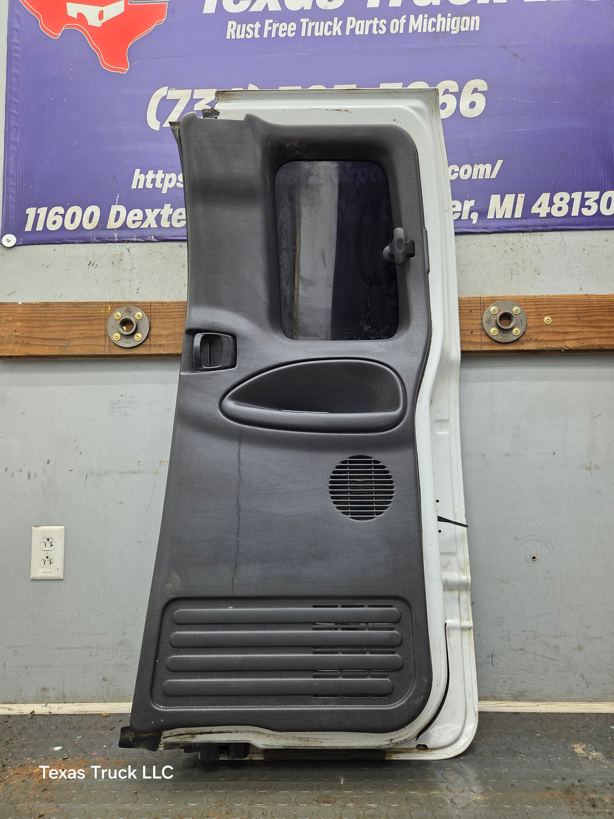 1994-2002 Dodge Ram 2nd Gen RH Passenger Side Rear Extended Cab Door 1500 2500 3500