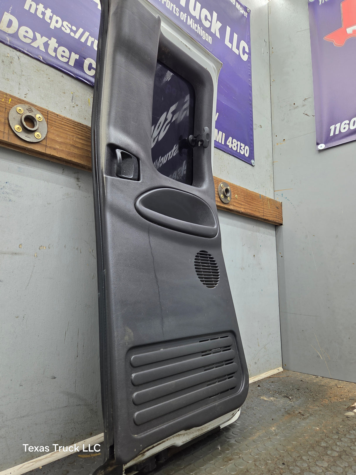 1994-2002 Dodge Ram 2nd Gen RH Passenger Side Rear Extended Cab Door 1500 2500 3500