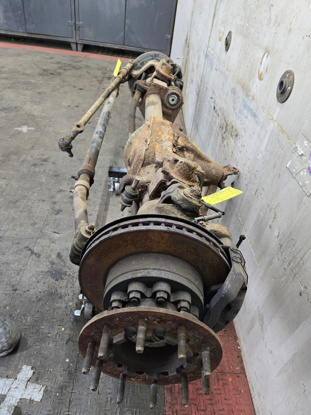 2005-2016 Ford F450 F550 Super Duty Front Axle 4.88 Gear Ratio DRW 10 Lug 122k miles
