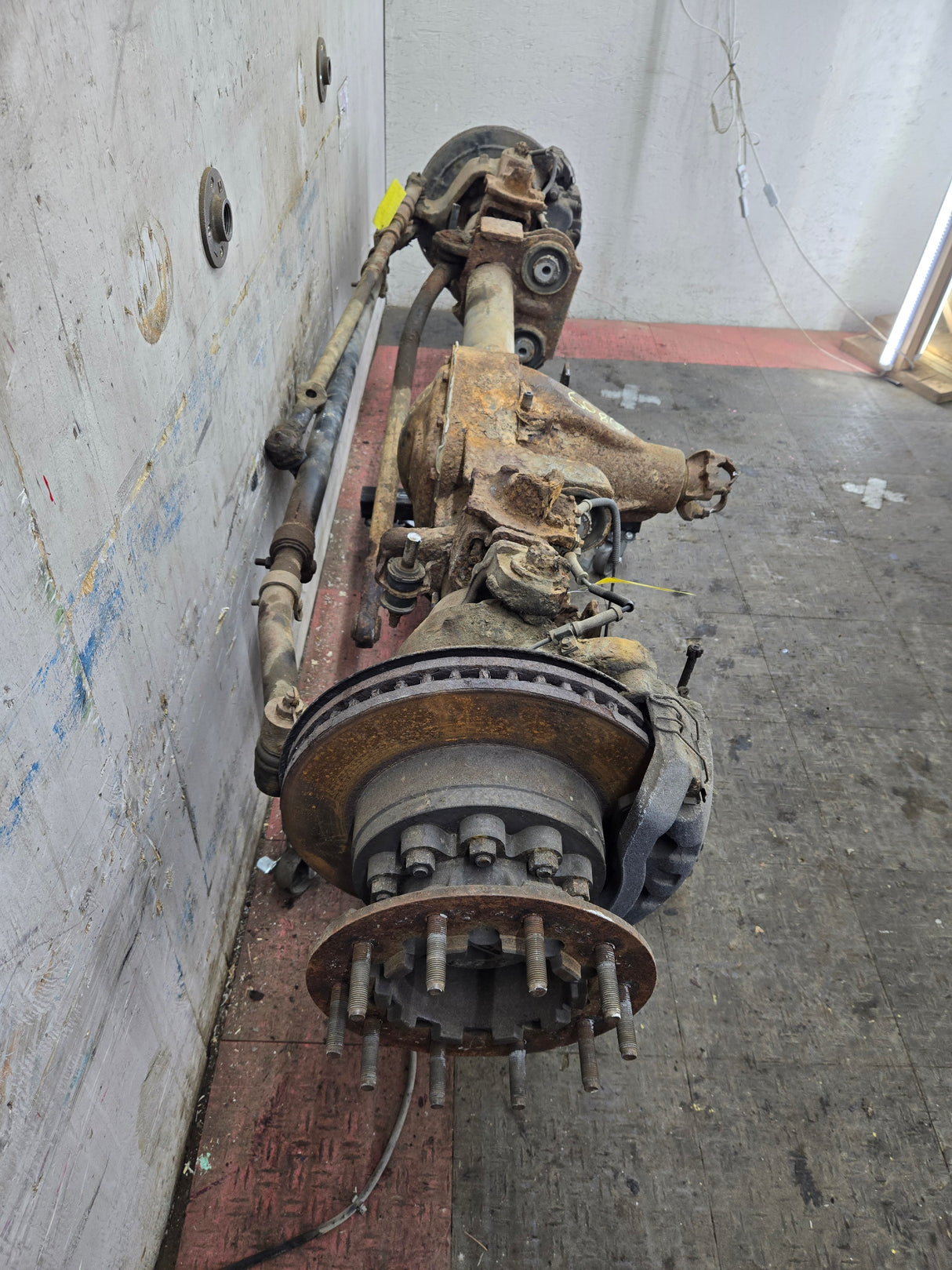 2005-2016 Ford F450 F550 Super Duty Front Axle 4.88 Gear Ratio DRW 10 Lug 122k miles