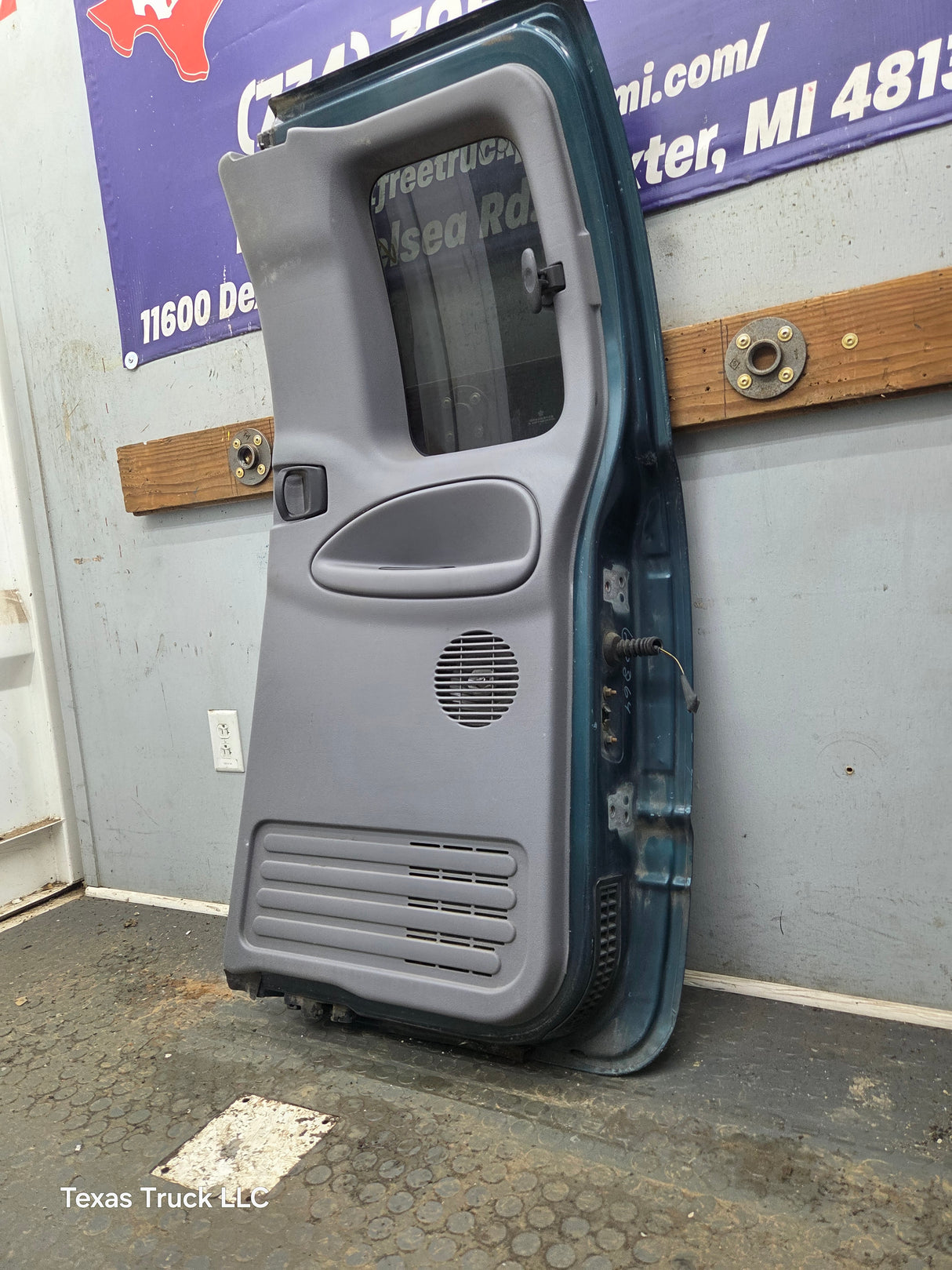 1994-2002 Dodge Ram 2nd Gen RH Passenger Side Rear Extended Cab Door 1500 2500 3500