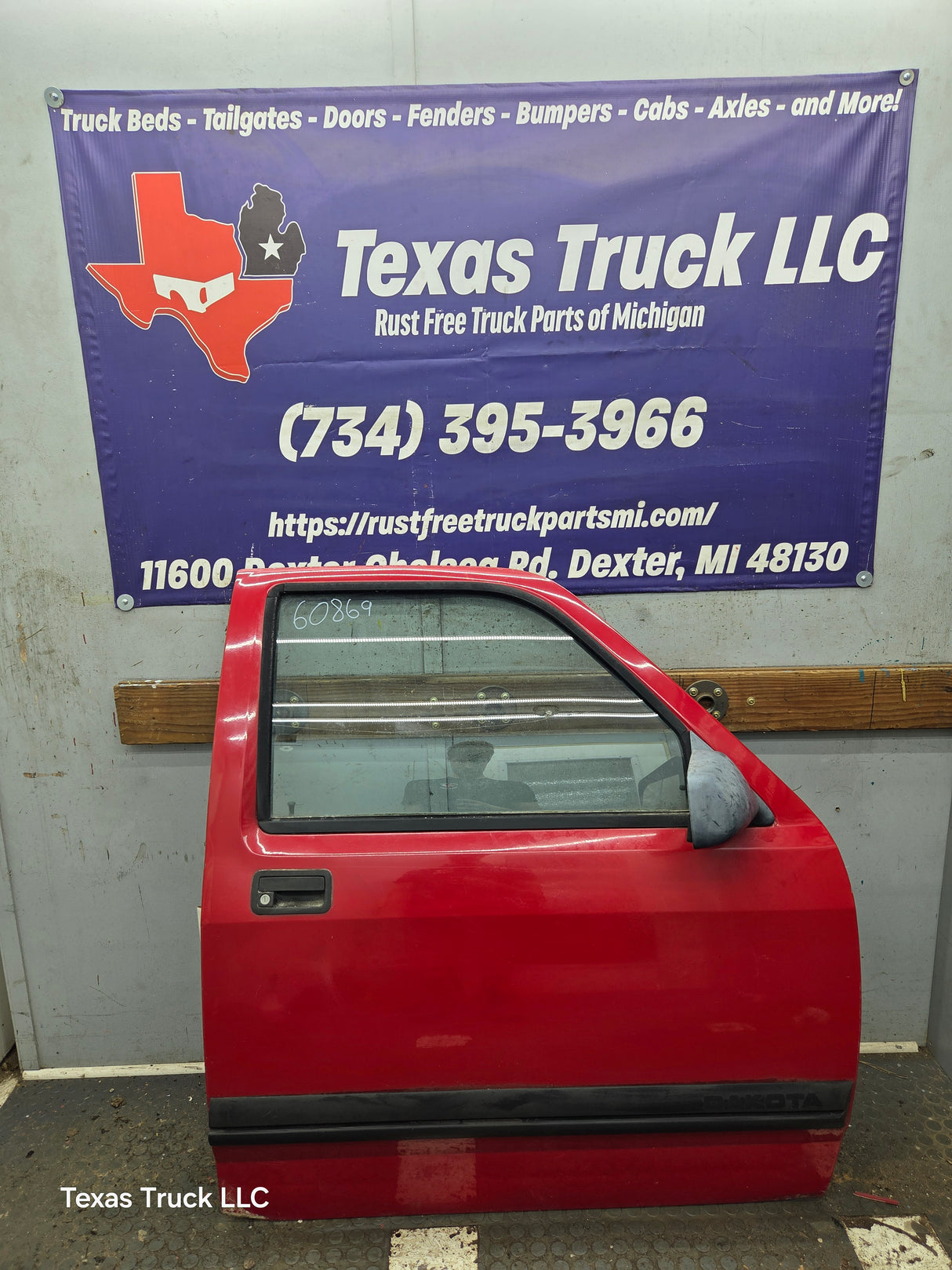 1992-1996 Dodge Dakota RH Passenger Side Front Door