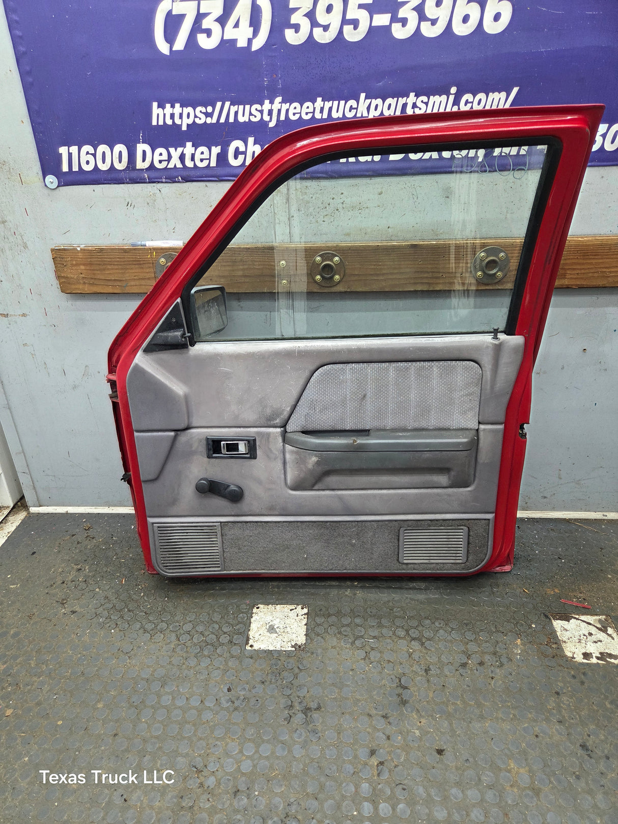 1992-1996 Dodge Dakota RH Passenger Side Front Door