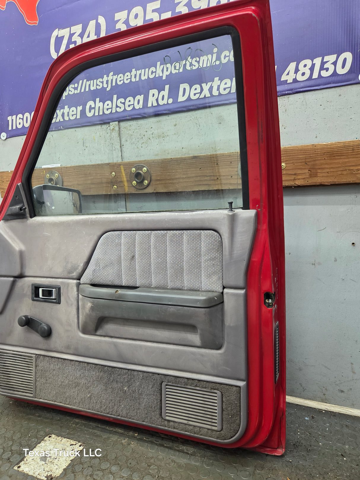 1992-1996 Dodge Dakota RH Passenger Side Front Door
