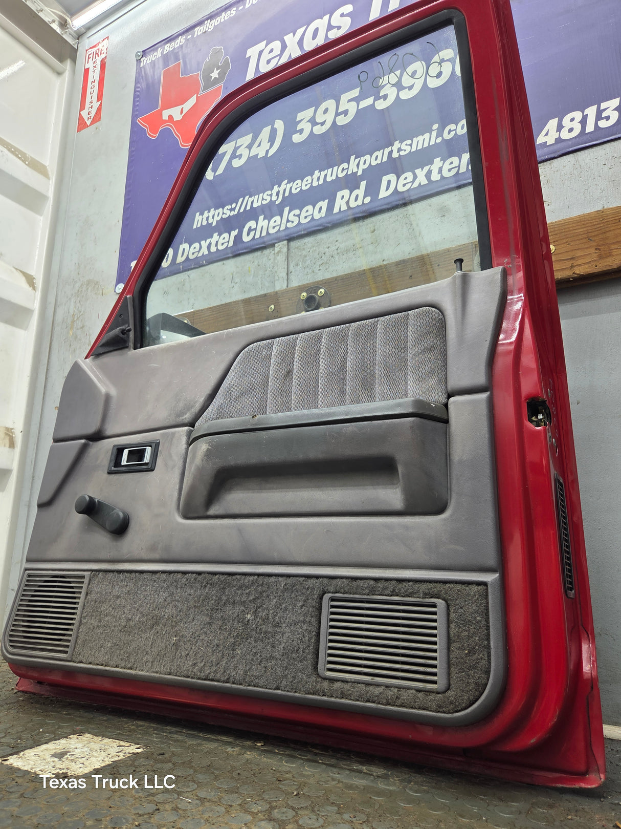 1992-1996 Dodge Dakota RH Passenger Side Front Door