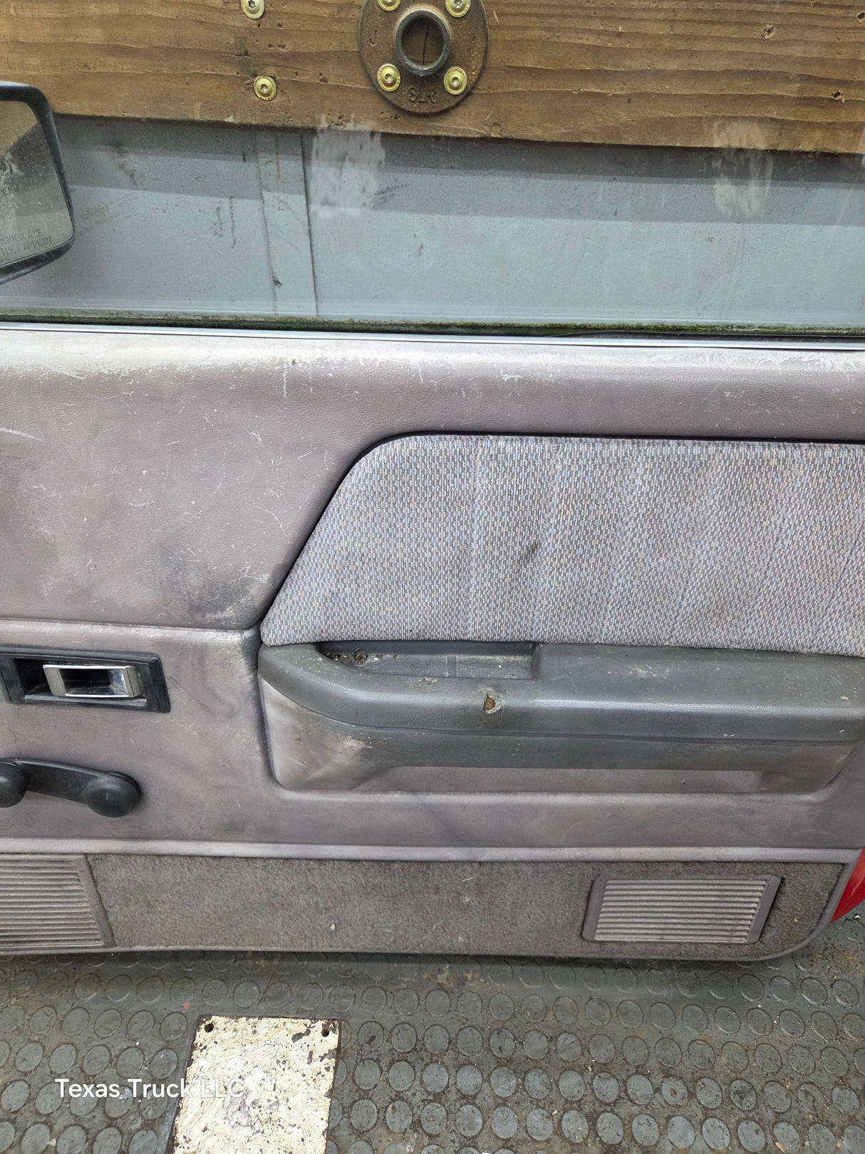 1992-1996 Dodge Dakota RH Passenger Side Front Door