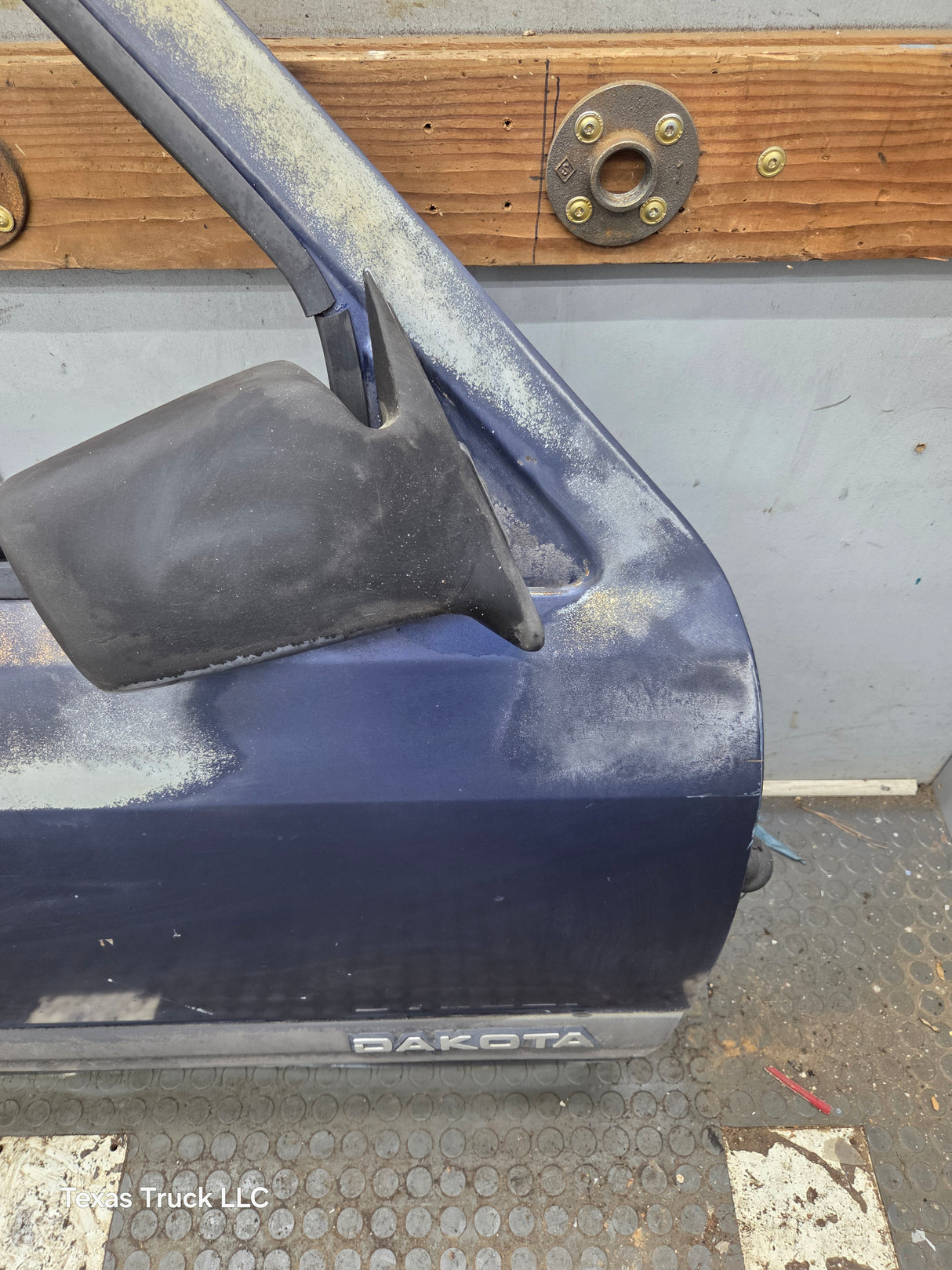 1992-1996 Dodge Dakota RH Passenger Side Front Door