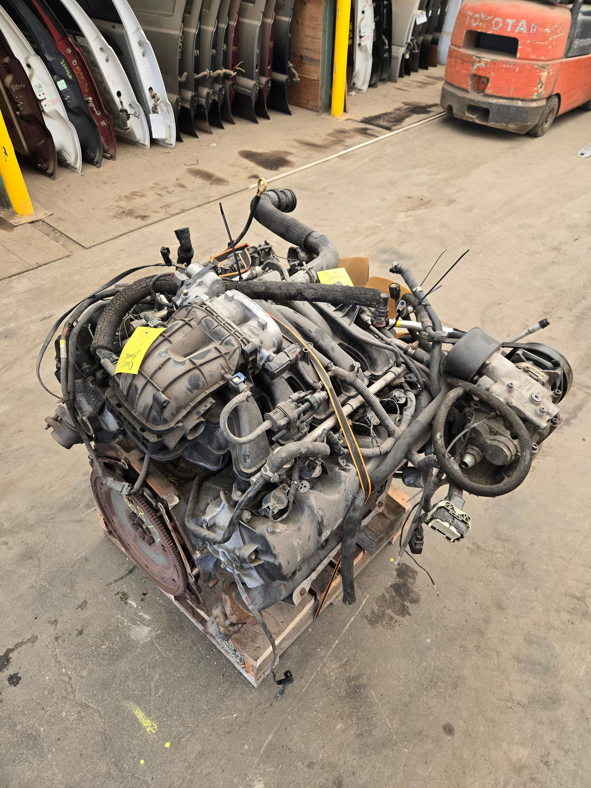 2016 Ford Super Duty 6.8L V10 Engine Ford F250 F350 F450 F550