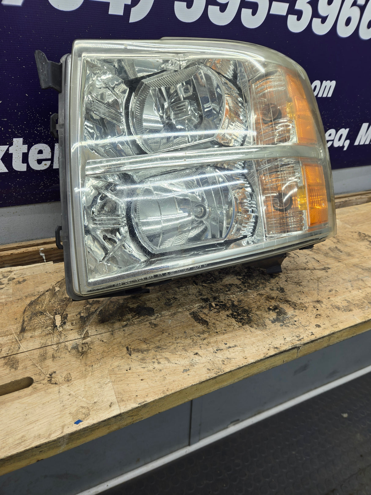 2007-2013 Chevrolet Silverado 1500 2500 3500 LH Driver Side Halogen Headlight