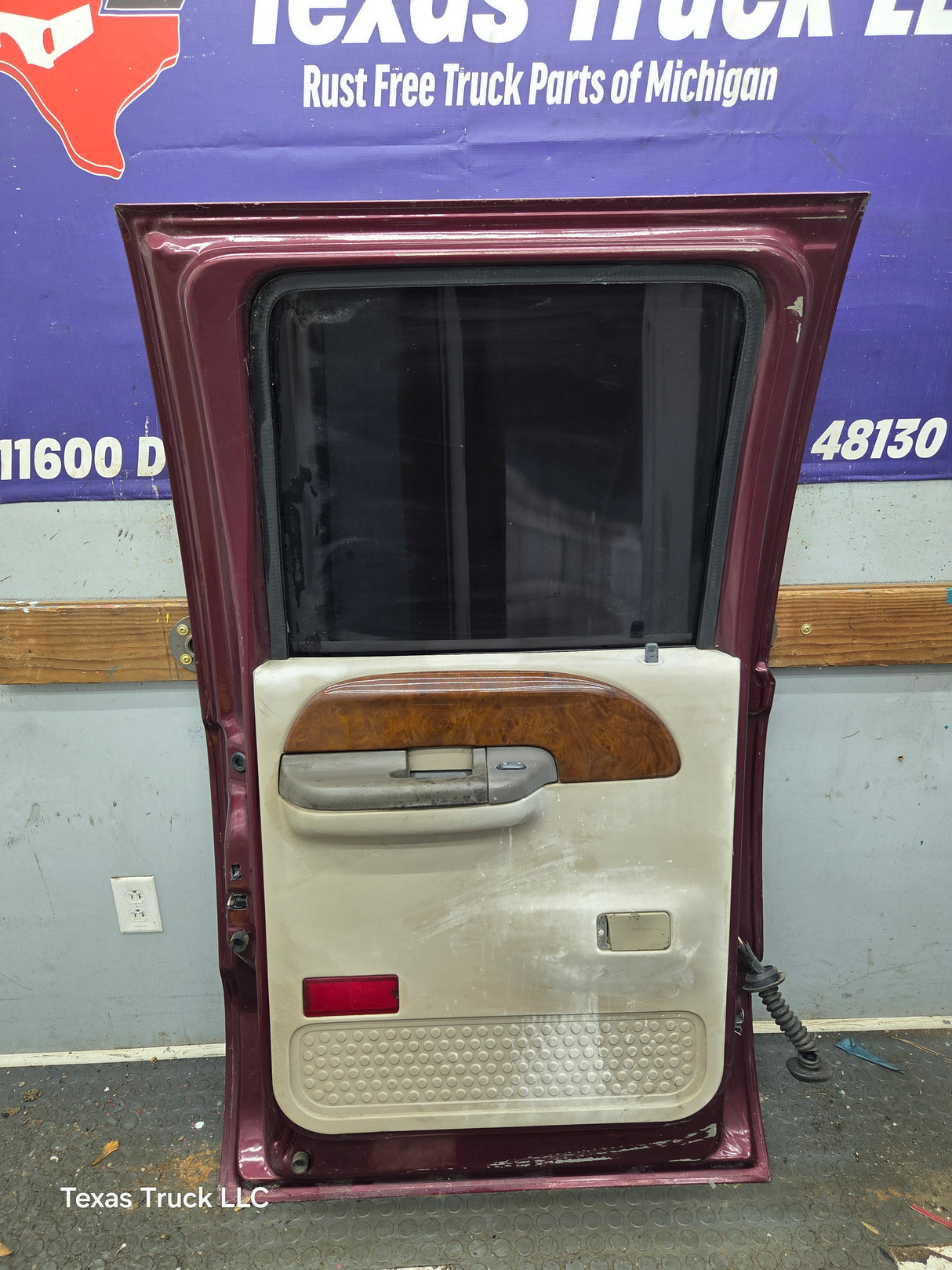 1999-2011 Ford Super Duty LH Driver Side Rear Crew Cab Door F250 F350 F450 F550