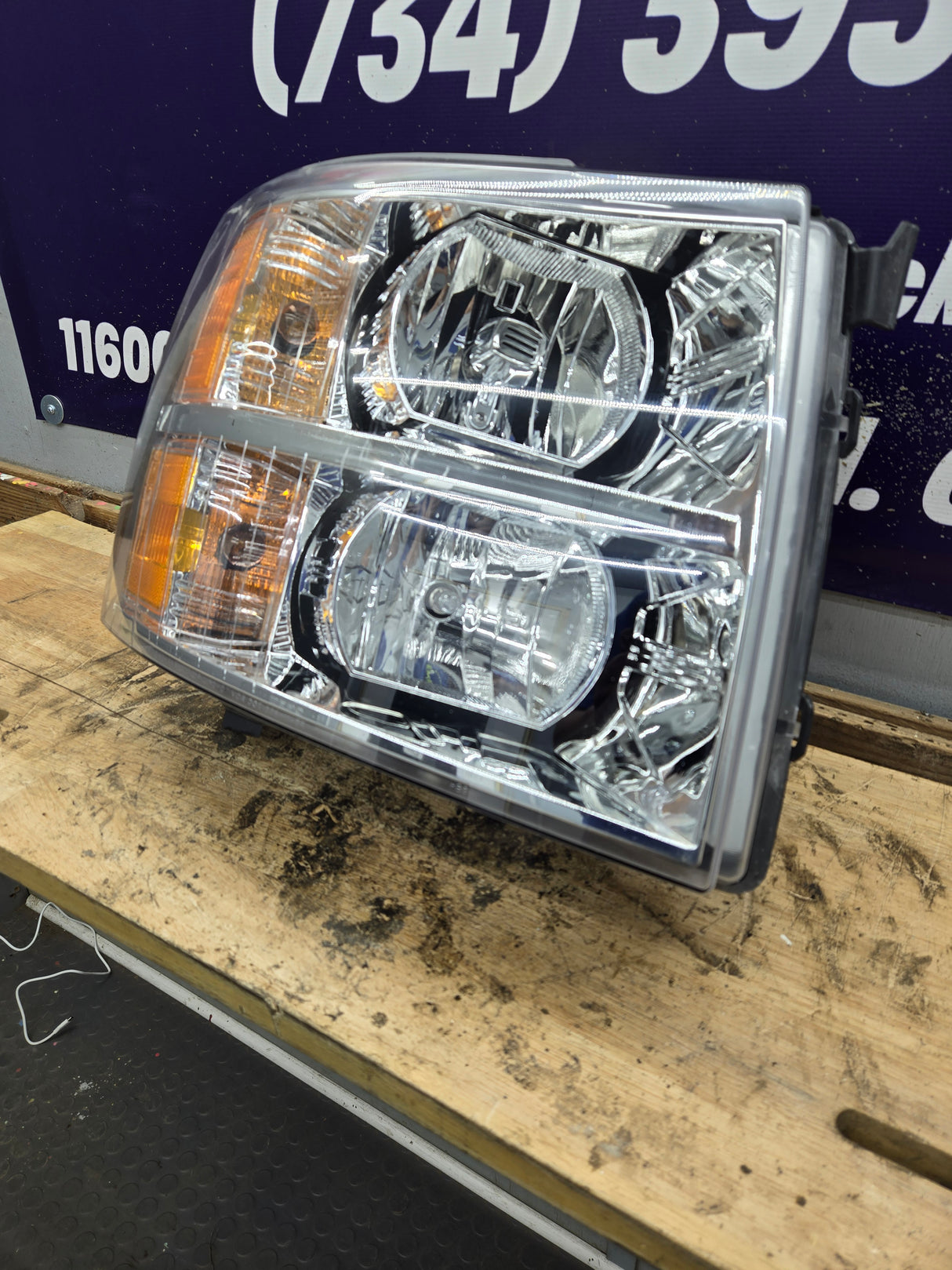 2007-2013 Chevrolet Silverado 1500 2500 3500 RH Passenger Side Halogen Headlight