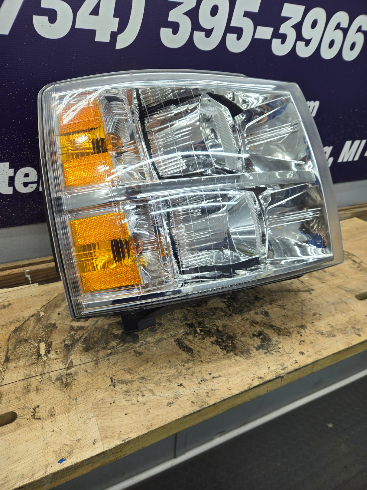 2007-2013 Chevrolet Silverado 1500 2500 3500 RH Passenger Side Halogen Headlight