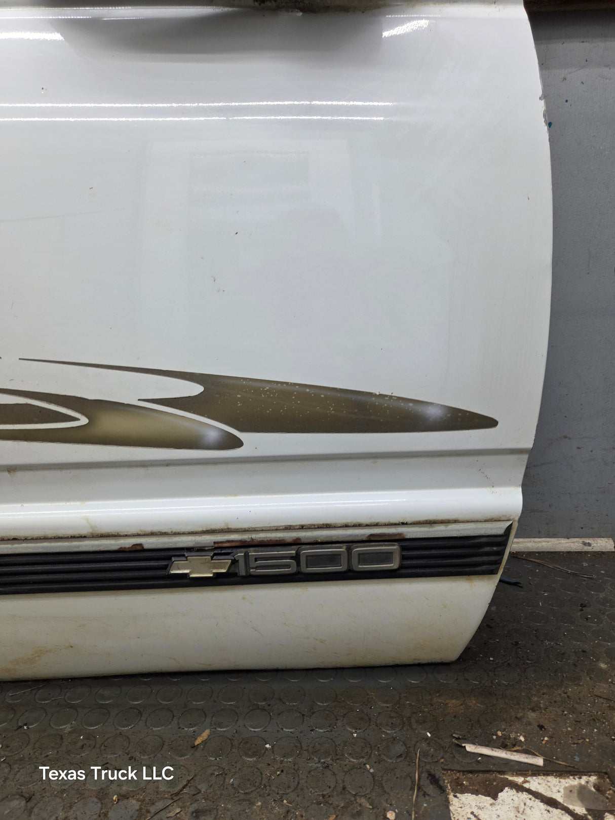 1988-2000 Chevrolet Silverado Suburban GMC Sierra RH Front Passenger Door