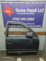 1999-2006 Chevrolet Silverado / GMC Sierra 1500 2500 3500 HD Front Passenger side Door RH