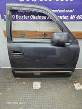 1999-2006 Chevrolet Silverado / GMC Sierra 1500 2500 3500 HD Front Passenger side Door RH
