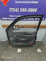 1999-2006 Chevrolet Silverado / GMC Sierra 1500 2500 3500 HD Front Passenger side Door RH