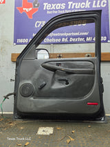 1999-2006 Chevrolet Silverado / GMC Sierra 1500 2500 3500 HD Front Passenger side Door RH