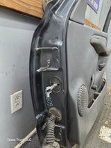 1999-2006 Chevrolet Silverado / GMC Sierra 1500 2500 3500 HD Front Passenger side Door RH