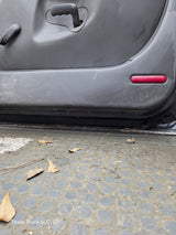 1999-2006 Chevrolet Silverado / GMC Sierra 1500 2500 3500 HD Front Passenger side Door RH