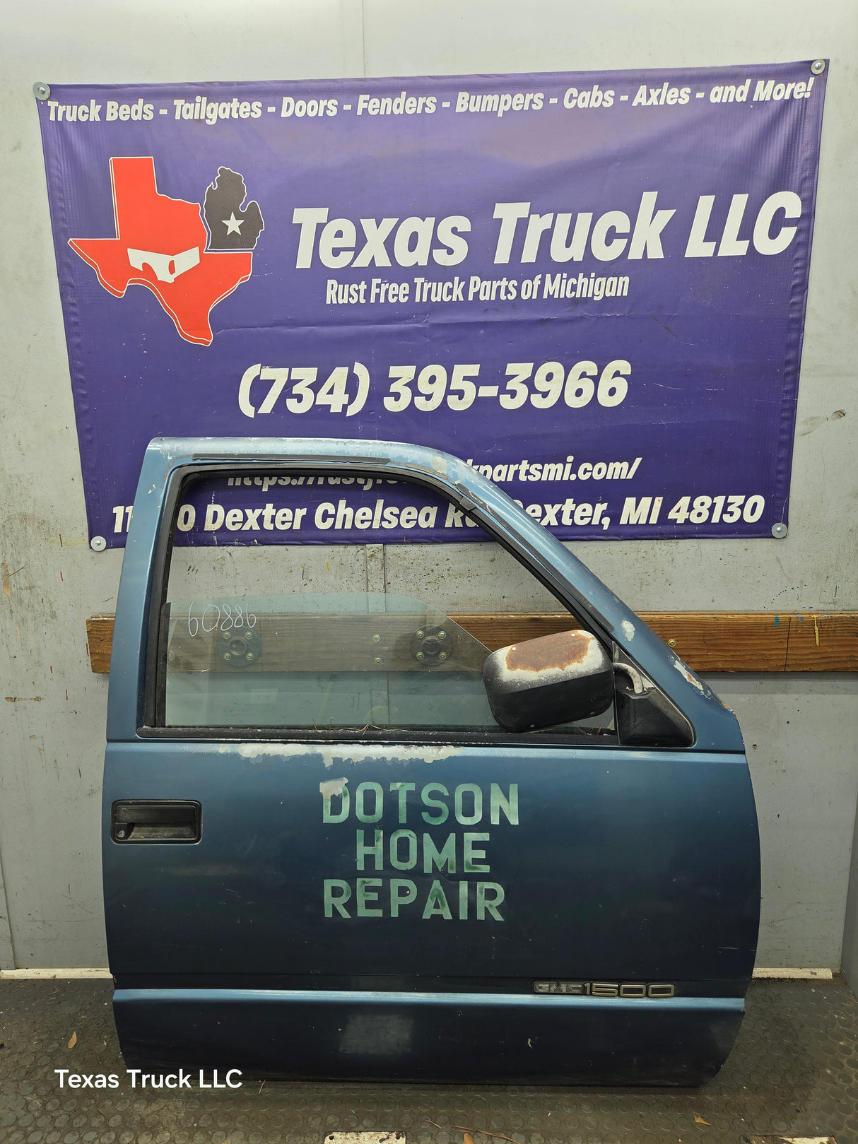 1988-2000 Chevrolet Silverado Suburban GMC Sierra RH Front Passenger Door