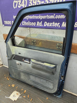 1988-2000 Chevrolet Silverado Suburban GMC Sierra RH Front Passenger Door