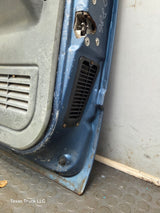 1988-2000 Chevrolet Silverado Suburban GMC Sierra RH Front Passenger Door