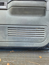 1988-2000 Chevrolet Silverado Suburban GMC Sierra RH Front Passenger Door