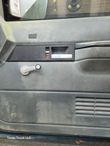 1988-2000 Chevrolet Silverado Suburban GMC Sierra RH Front Passenger Door