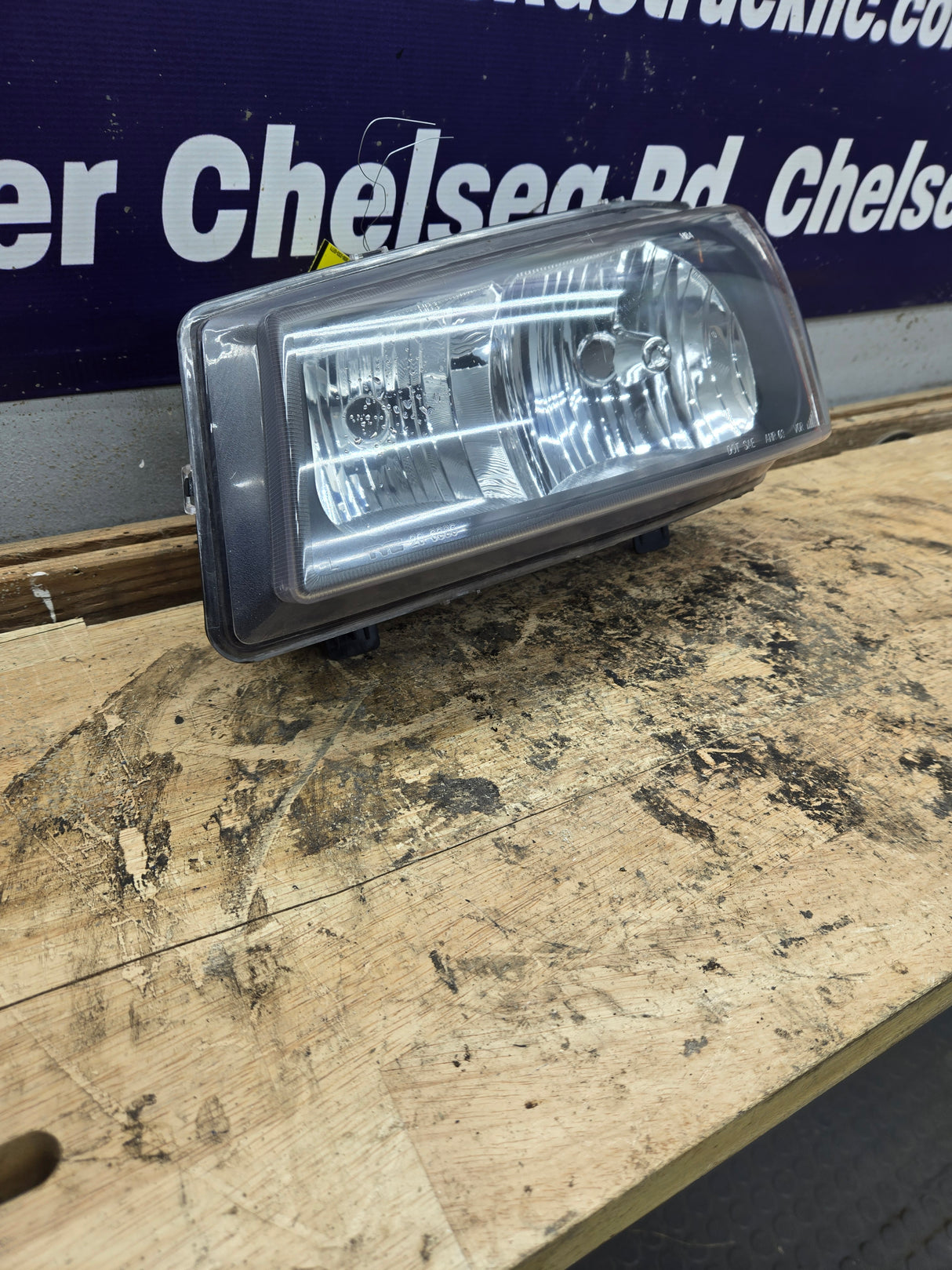 2003-2007 Chevrolet Silverado LH Driver Side Headlight Assembly